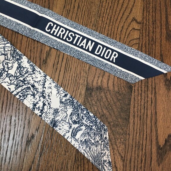 Dior Navy Jungle Silk Twilly - Picture 2 of 5